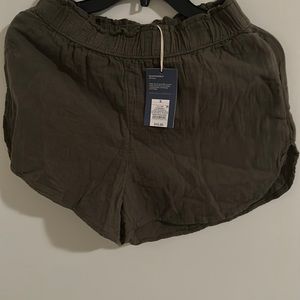 Universal Thread, S, M, and L are a brand new shorts
